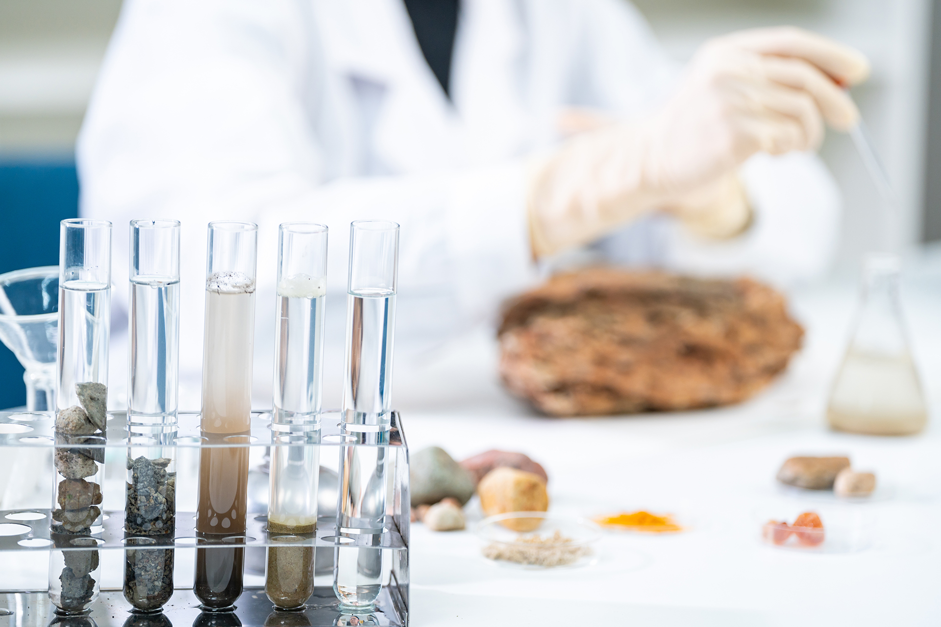 Environmental & Material Testing in Arid Zones