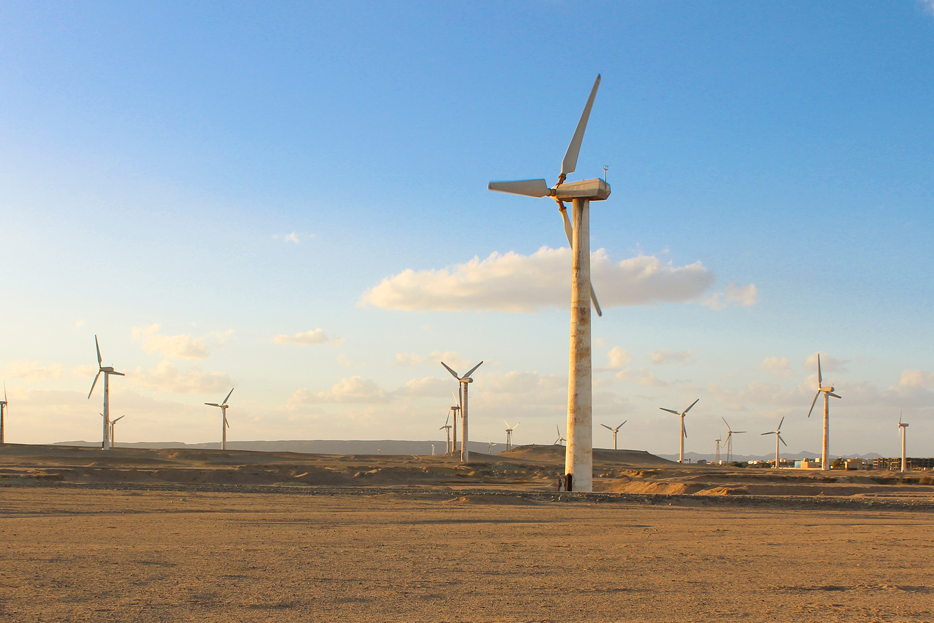 Energy Efficiency & Smart Retrofit Solutions