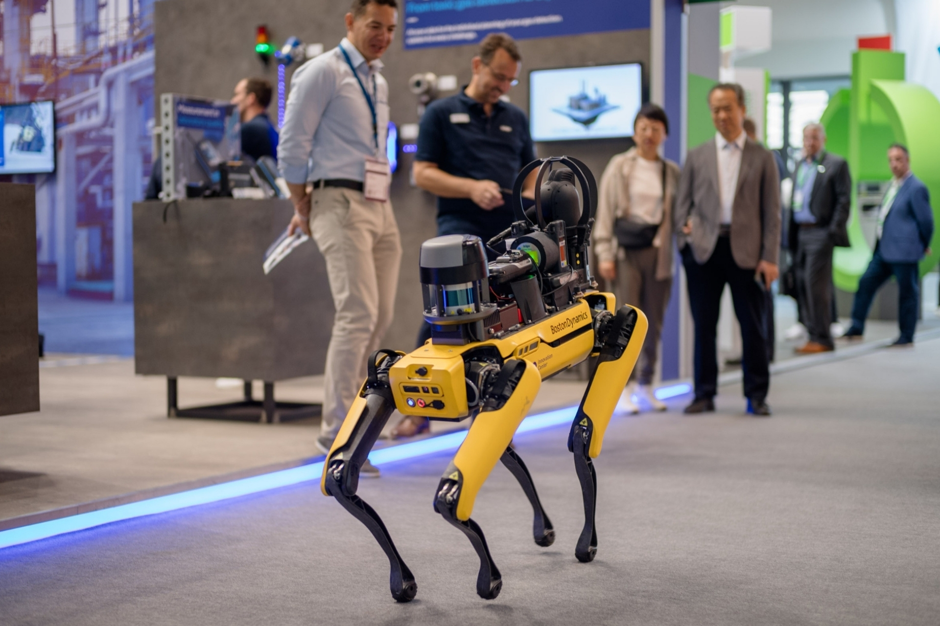 Robotics Automation - ACHEMA Middle East